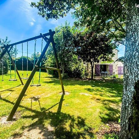 Gites Ruraux A La Gaubretiere, En Vendee エクステリア 写真