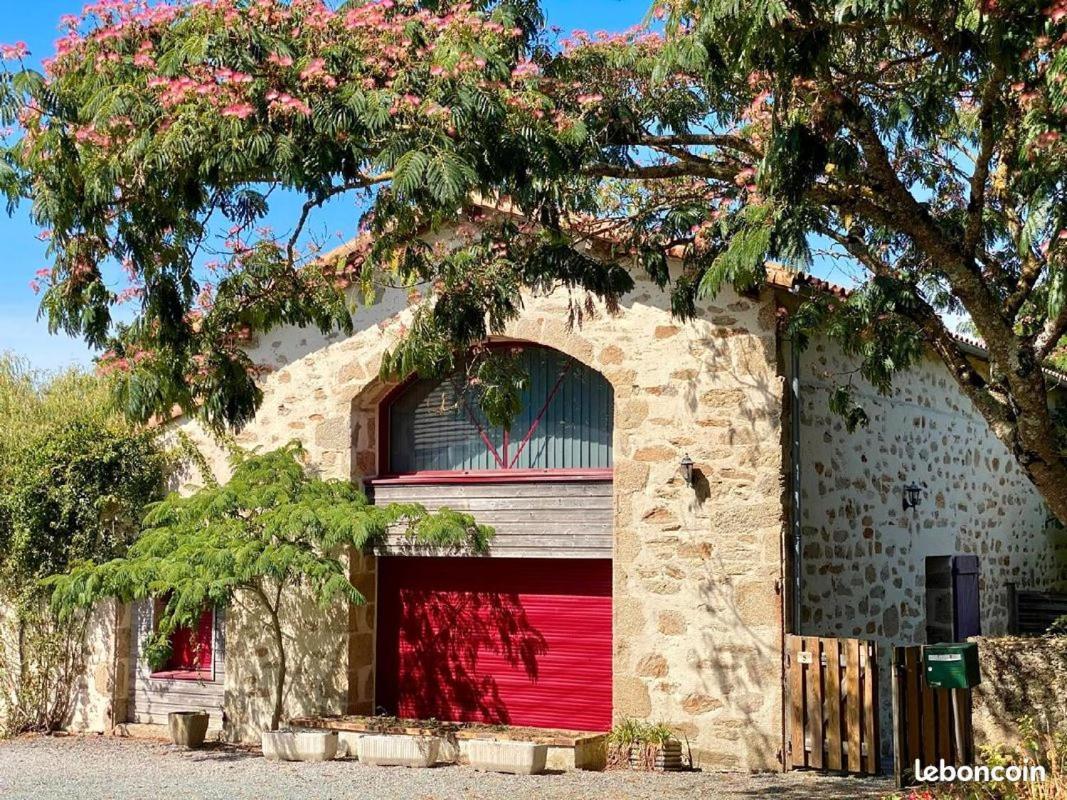 Gites Ruraux A La Gaubretiere, En Vendee エクステリア 写真